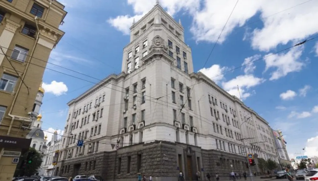 Харківська міськрада виділила додаткові кошти на освіту та харчування школярів