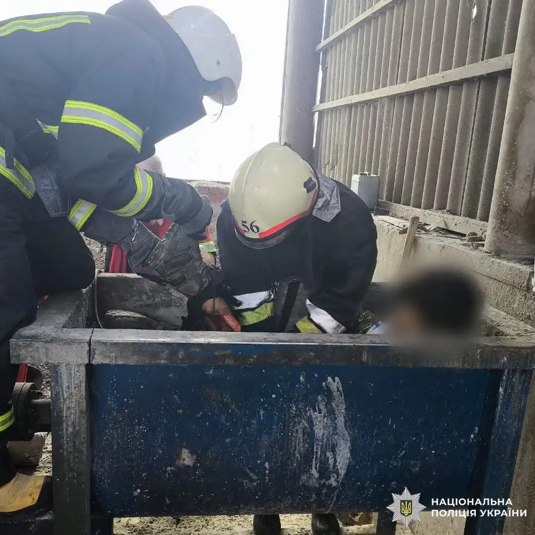 Смерть 16-річного на нелегальному виробництві під Харковом: власнику висунули підозру
