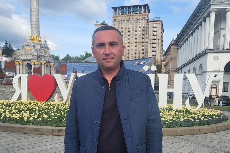 Староста з Харківщини не повернувся з відрядження до Варшави: громада шукає заміну та відповіді