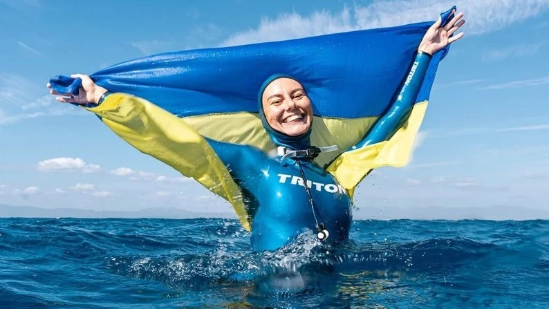 Українська фрідайверка Катерина Садурська оновила світовий рекорд і здобула золото чемпіонату світу