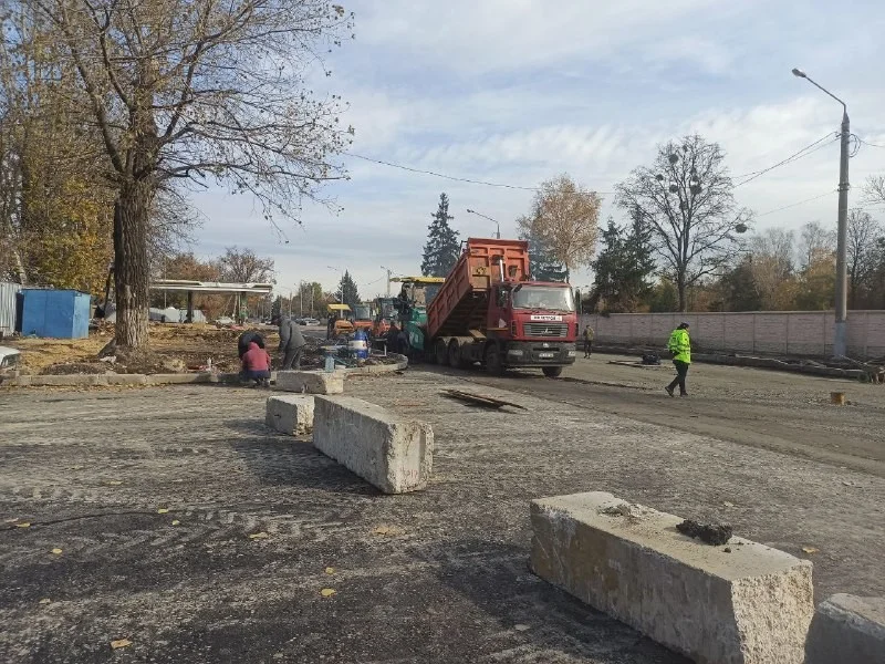 Трамвай на Весніна знову в суді: Верховний суд скасував рішення про незаконність демонтажу колій