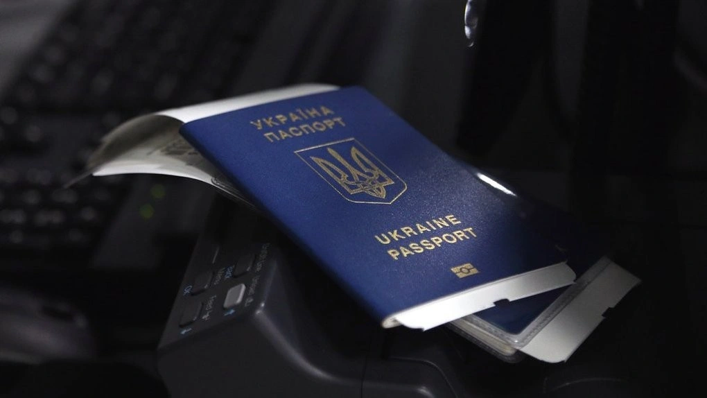 Харківські КП не ведуть окремого обліку виїздів заброньованих чоловіків за кордон
