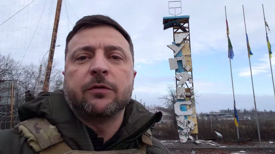 Зеленський у прифронтовому Куп’янську: нагороди військовим і сигнал про силу оборони