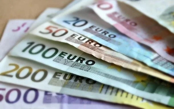 Схема на 7 тисяч євро: у Чернівцях викрили спільника “продавця” нелегального виїзду з Харкова