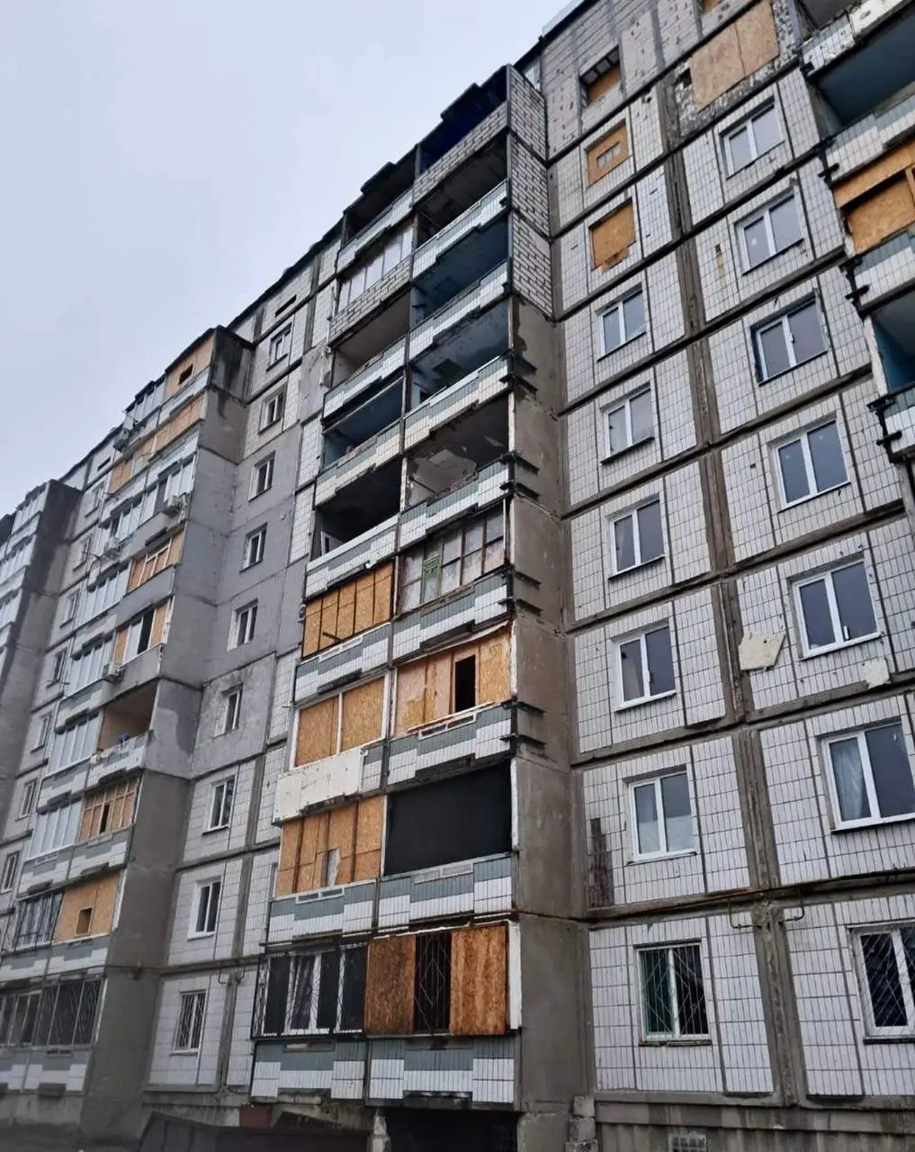 Колядки під забороною: у саду Шевченка виник конфлікт між охороною та волонтерами