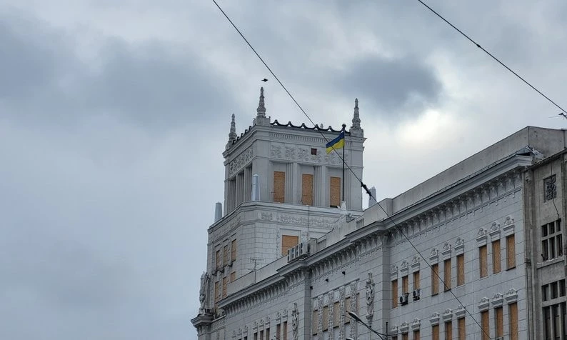 Удар по логістиці: після атаки на Харківщині “Нова пошта” втратила майже 2700 відправлень