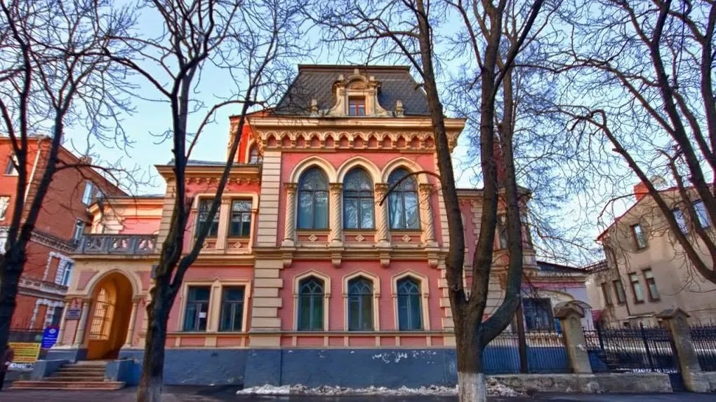 Архітектурна боротьба у Харкові: “пряничний будинок” знову під прицілом суду
