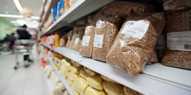 Гречка за ціною делікатесу: чому полиці харківських магазинів лякають новими цінниками