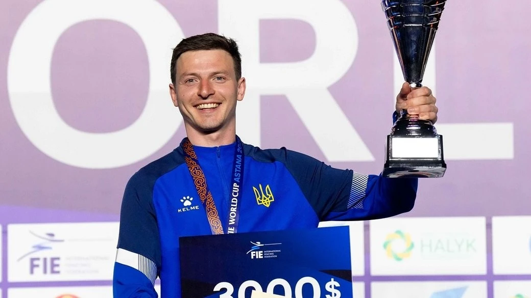 Тріумфальний сезон Романа Свічкаря: від золота Європи до перемоги на Кубку світу в Астані
