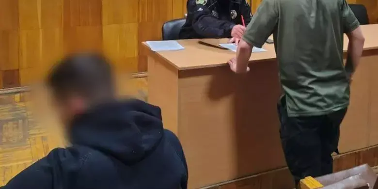 Напад за доброту: у Харкові квартиранти ледь не вбили власницю житла через гроші на картці