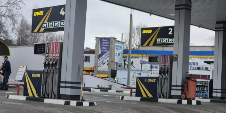 Державні виплати за пальне: мільйон водіїв та бюджетне навантаження