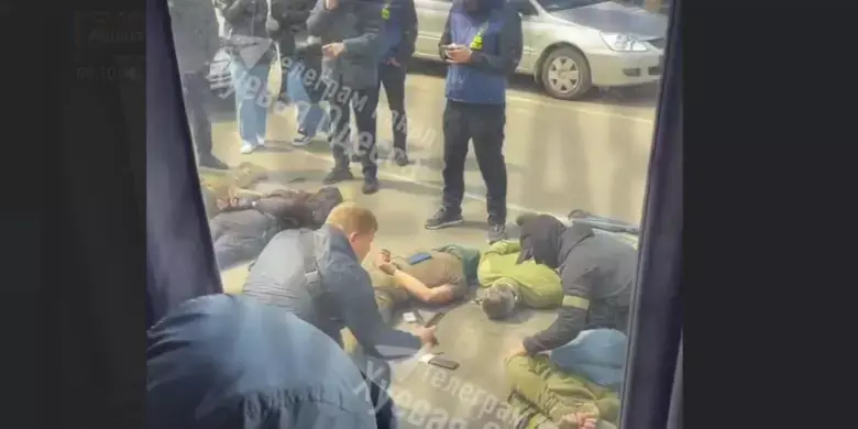 Спецоперація зі стріляниною в Одесі: СБУ викрила масштабну схему здирництва в ТЦК
