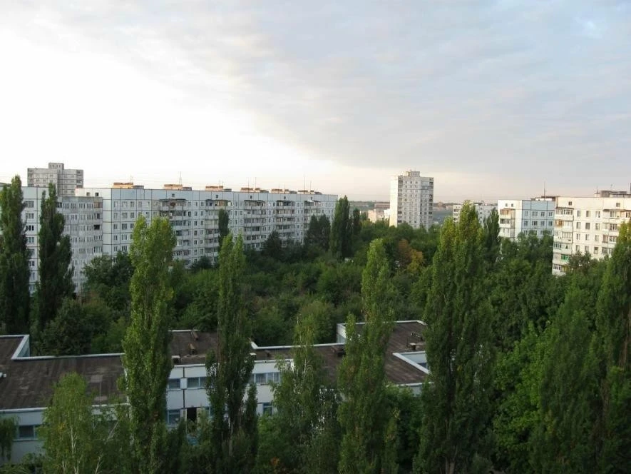 На Салтівці затримали нападника, що поранив жінку ножем