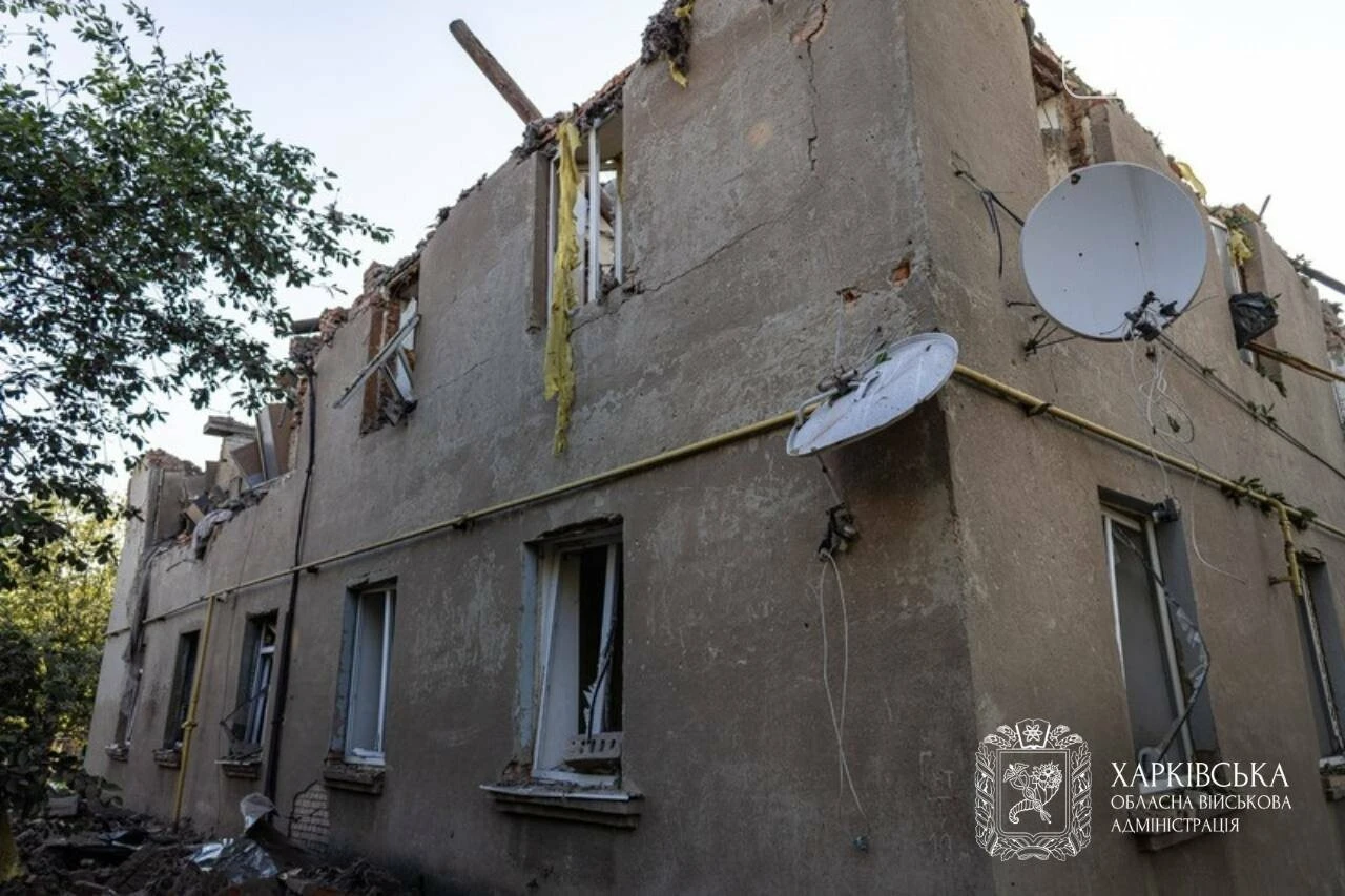 Нічна атака авіабомбами на Харків: зруйновано будинок, є жертви та поранені