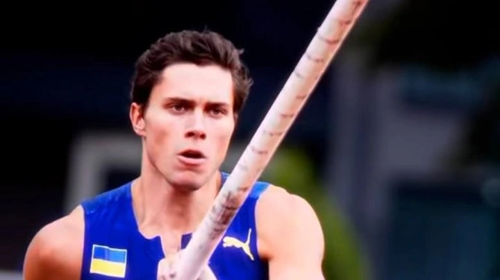 Запекла дуель під дощем: Онуфрієв відібрав золото чемпіонату України у Малихіна